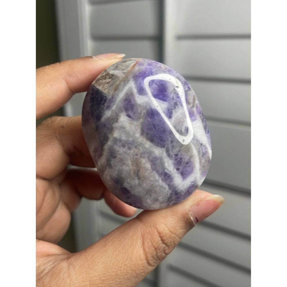 Dream Amethyst Palm Stone